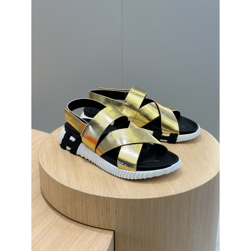 H**mes sandals